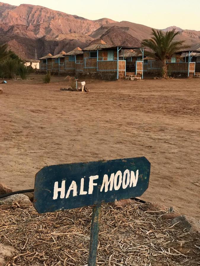 Hôtel Half Moon Camp à Taba Extérieur photo