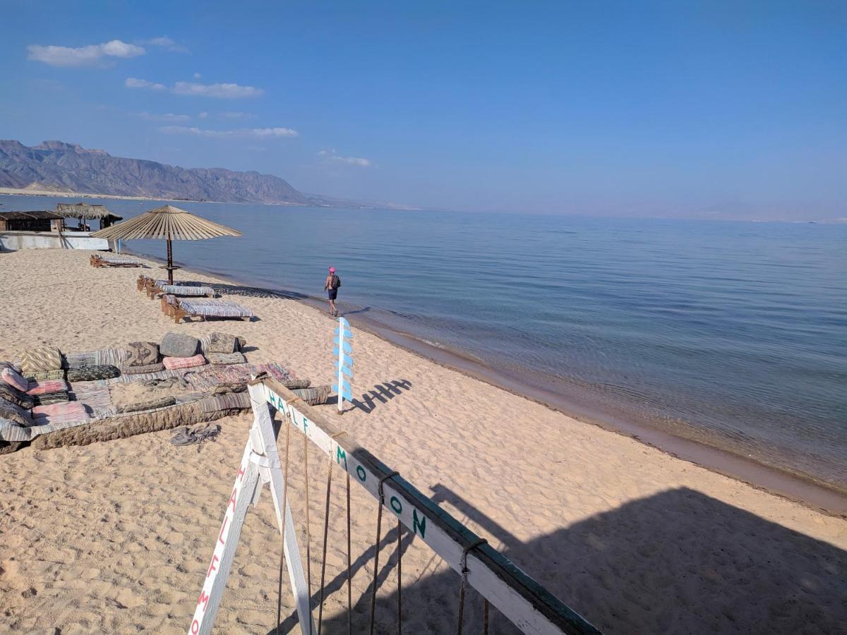 Hôtel Half Moon Camp à Taba Extérieur photo