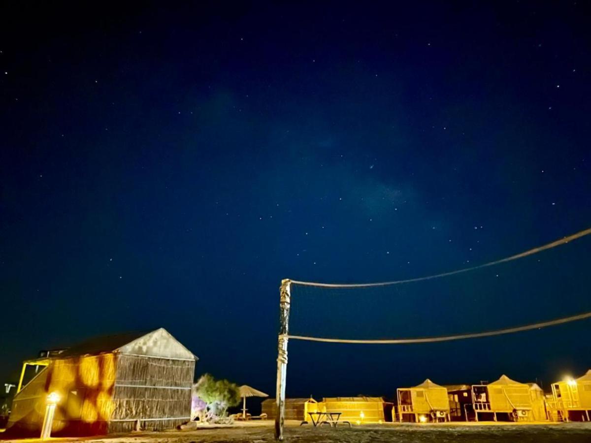 Hôtel Half Moon Camp à Taba Extérieur photo