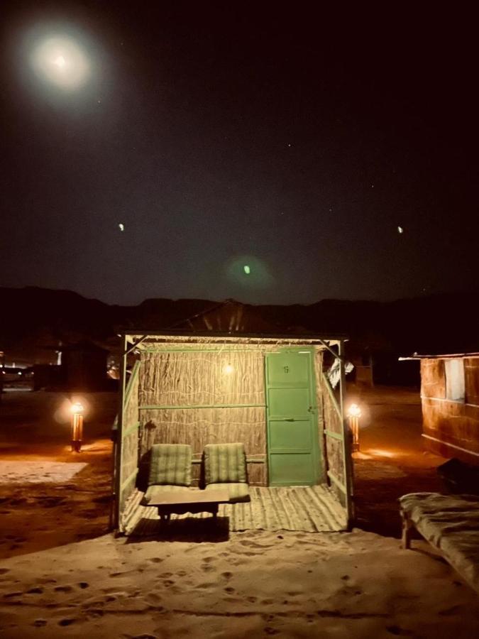 Hôtel Half Moon Camp à Taba Extérieur photo