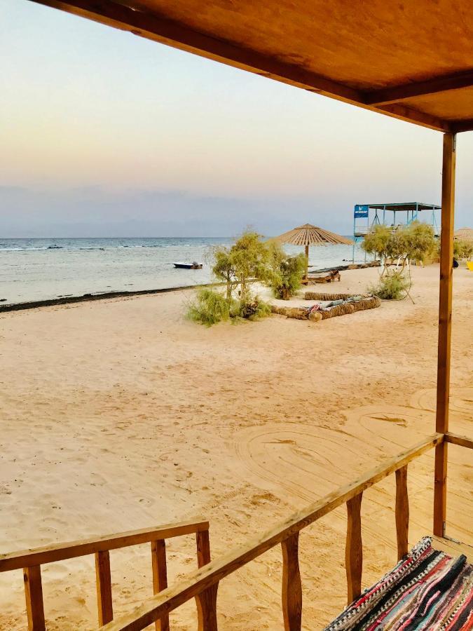 Hôtel Half Moon Camp à Taba Extérieur photo
