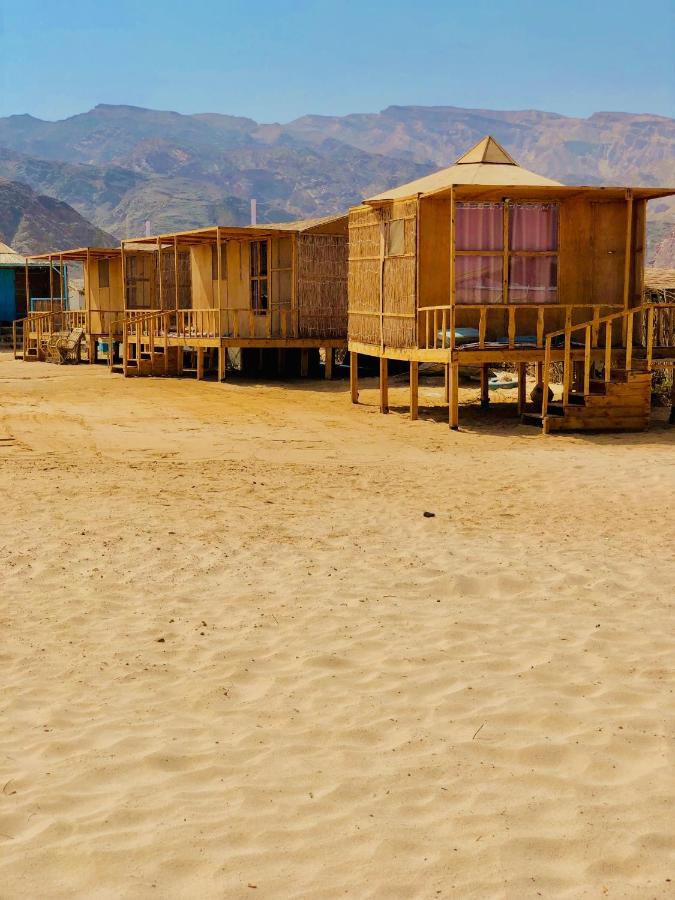 Hôtel Half Moon Camp à Taba Extérieur photo