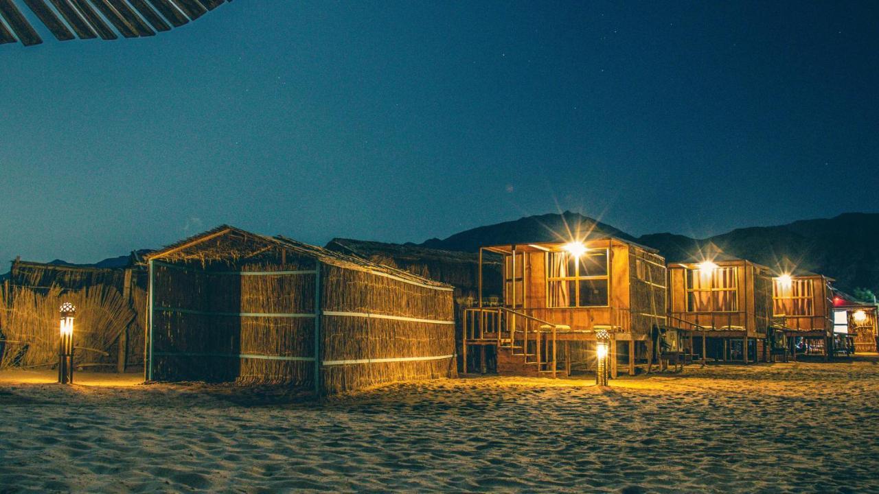 Hôtel Half Moon Camp à Taba Extérieur photo